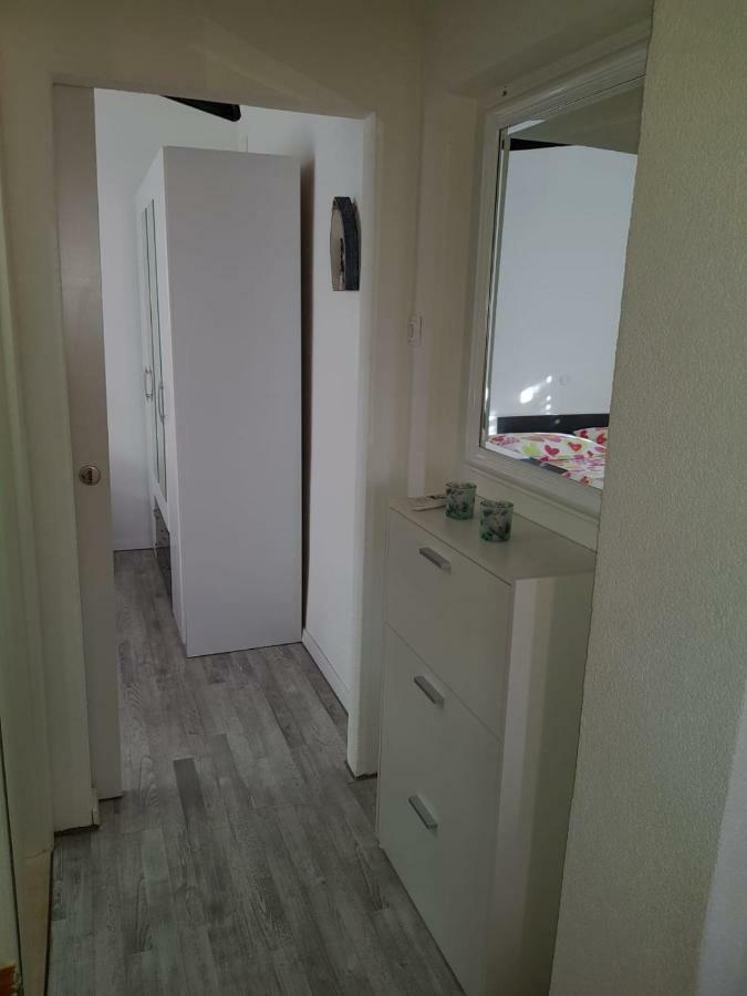 מאקרסקה Apartments Centar - Mirjana מראה חיצוני תמונה