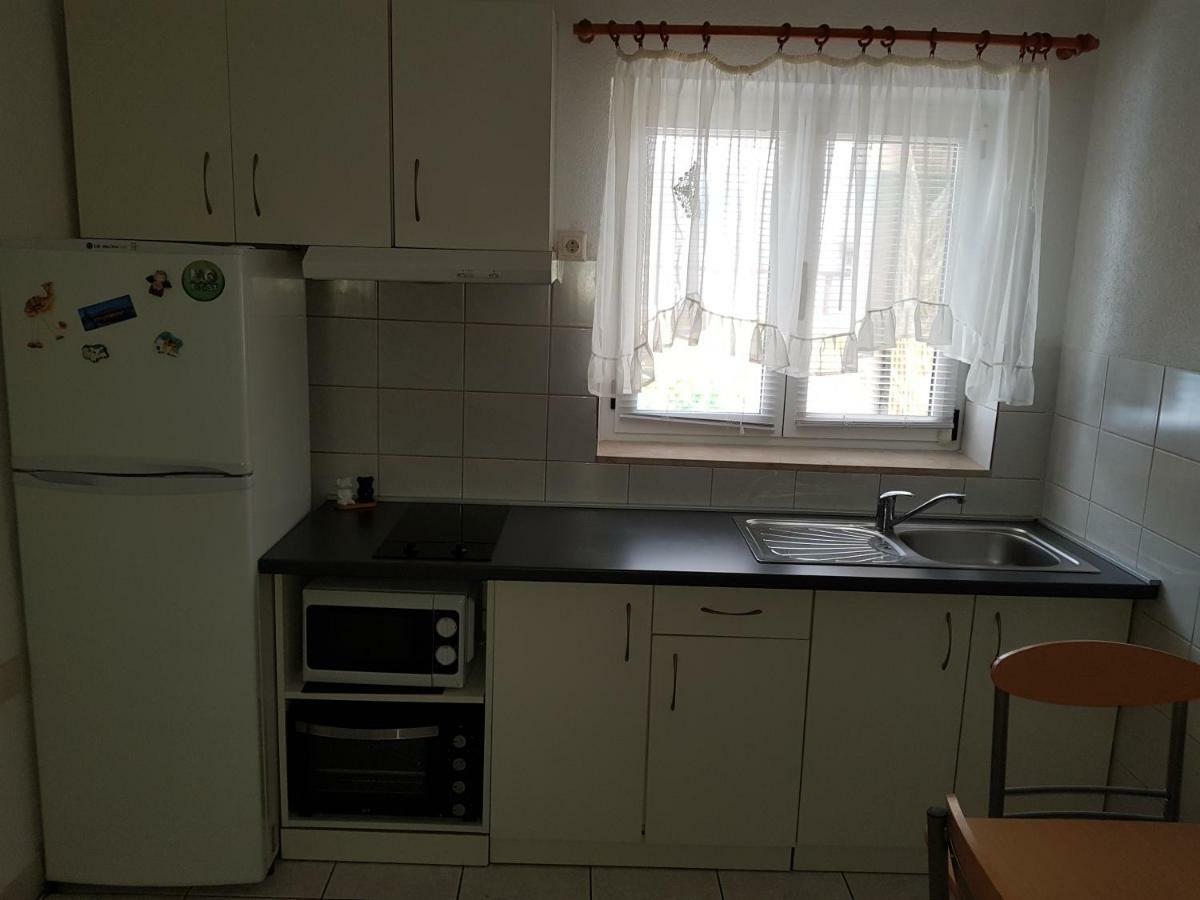 מאקרסקה Apartments Centar - Mirjana מראה חיצוני תמונה