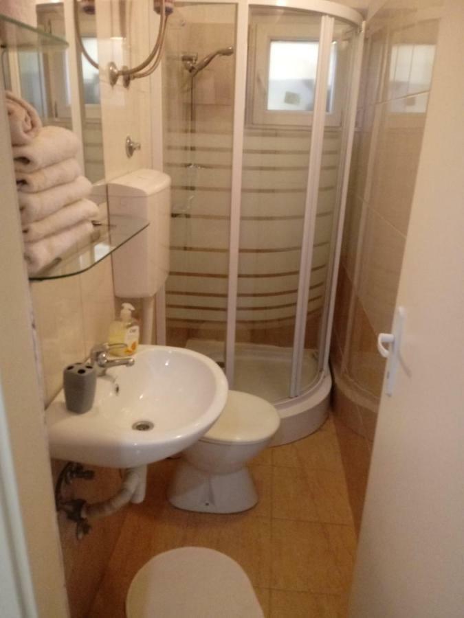 מאקרסקה Apartments Centar - Mirjana מראה חיצוני תמונה